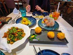 -荟廷·晶萃(陆家嘴尚悦湾店)