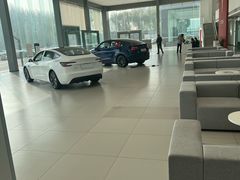 -TESLA 特斯拉(北京后沙峪特斯拉中心)