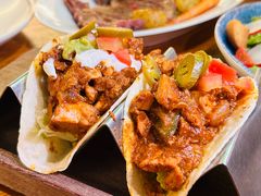 -Famous肥猫墨西哥音乐餐吧(五棵松华熙LIVE店)