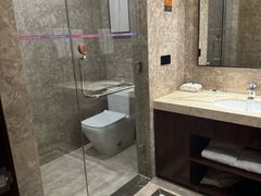 -蓝蔻酒店(深圳东站布吉万象汇店)