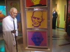 -曼谷杜莎夫人蜡像馆