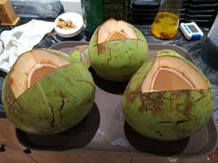 -东椰·海南椰子鸡火锅(朝阳门店)