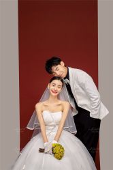 -易摄影婚纱摄影工作室