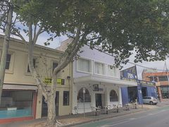 -FLOVIE FLORIST CAFE