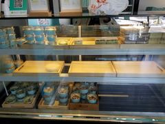 面包甜点陈列柜-7cake榴莲千层蛋糕(松江店)