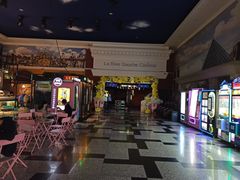 -左岸国际电影城(泉汇购物广场店)