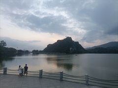 -星湖旅游景区七星岩