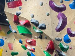 -ROCKPLUS攀岩馆(环宇城店)