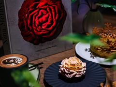 -潮一不贰·法式甜品·生日蛋糕·西式简餐(外滩店)