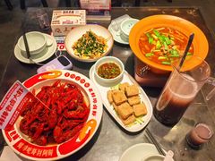 -阿财老铺·老蚌埠龙虾城(华夏总店)