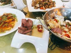 -百姓食府(秦虹路店)