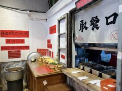 -柳州肥姨妈大骨螺蛳粉(万达中心店)