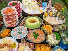 -得意咚瓜·顺德鱼生·冬瓜火锅(深圳首店)