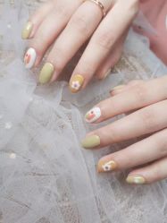 -悦指间美甲美睫