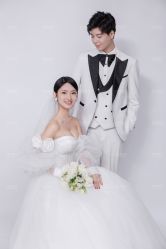 -格拉视觉摄影工作室(正成·财富ID店)