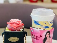 假期玫瑰-哈根达斯(美罗城店)