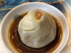 蟹粉小笼包-绿波廊(豫园店)