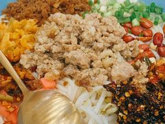 贵州肉燥拌面-贵凤凰贵州米粉(清河和盈中心店)