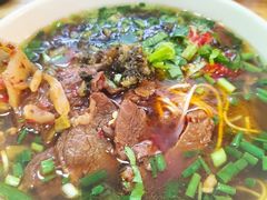 红烧牛肉面-老长沙粉面馆(陡岭路店)