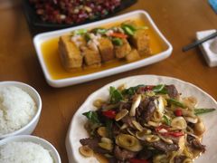 -隔壁老王·家常云南菜(花巷店)