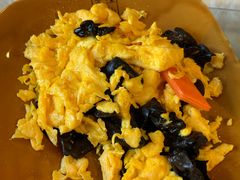 野生黑木耳炒土鸡蛋-深山老屋(张江店)