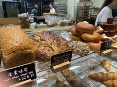 -麦田工坊(月湖店)
