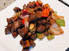 蘑菇牛仔粒-一江春水·杭帮臻宴(三台山店)