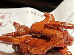-鸽子侯·家宴·平价海鲜(绿地店)