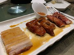 烧腊三拼-同里湖大饭店-怡景轩中餐厅(同里古镇店)