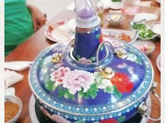-毛辣果·贵州红酸汤牛肉火锅(西单店)