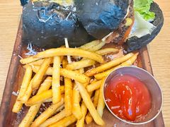 -HELLO 27 意面·沙拉·帕尼尼