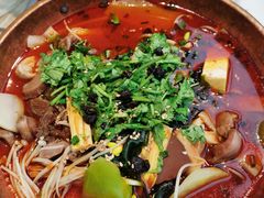-成都你六姐·牛肉冒菜·麻辣香锅(长泰广场店)