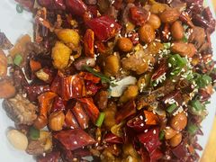 -兔行天下-鸿鹤鲜锅兔(中海国际店)