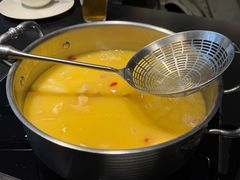 -鲜入唯煮·港式海鲜牛肉火锅(金宝街店)