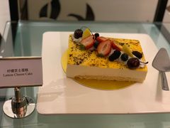柠檬芝士蛋糕-广州花园酒店·凌璇阁旋转餐厅CAROUSEL360