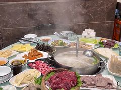 -刘少华贵州小黄牛·鲜牛肉火锅(总店)