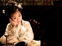 -九月鹰飞汉服摄影工作室