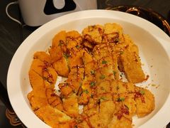-牛YO寿喜烧·铁板烧和牛火锅自助(市府恒隆店)