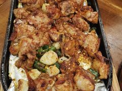 -老东镇啤酒屋海鲜加工·蒸汽海鲜·海鲜烧烤(台东店)