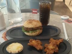 -必胜客餐厅(昆百大泰业城店)