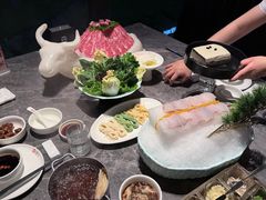-德天肥牛海鲜火锅(城西银泰店)