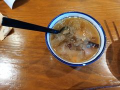 银耳莲子炖雪梨-好嫂子酱猪手•农家菜(华远坊店)