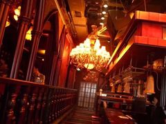 -五月花酒吧(民德路店)