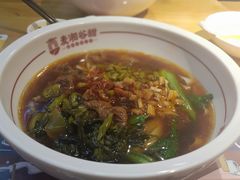 -呷佬·长沙手工米粉(金沙江路店)