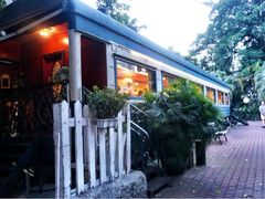 门面-火车头法国西餐厅