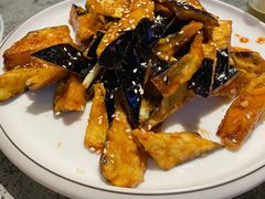 风味茄子-华盛园卷子王农家菜水库鱼