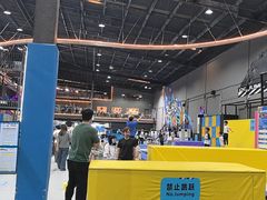 -超时空蹦床团建·VR潮玩运动娱乐·生日派对游乐园(金桥店)
