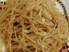 -哈尔滨东北铁锅炖(都督街店)