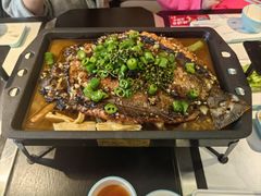 -江边城外烤全鱼(世茂广场店)