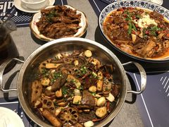 -鑫小城故事·藕汤·家常菜(台北一路总店)